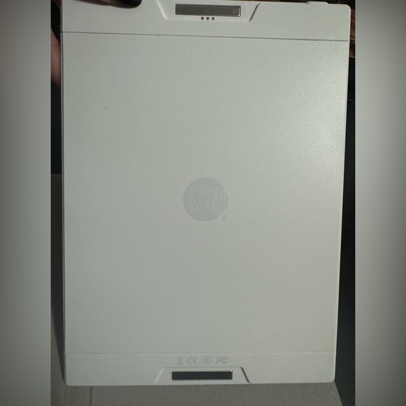 Nomad eBook Notepad Reader - White - Picture 3 of 5